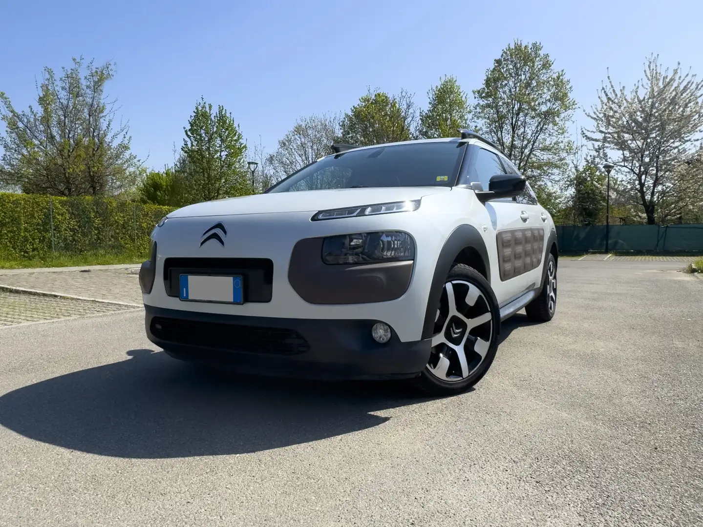 Citroen C4 C4 Cactus 1.6 bluehdi Shine S&S - 100cv Bianco - 1