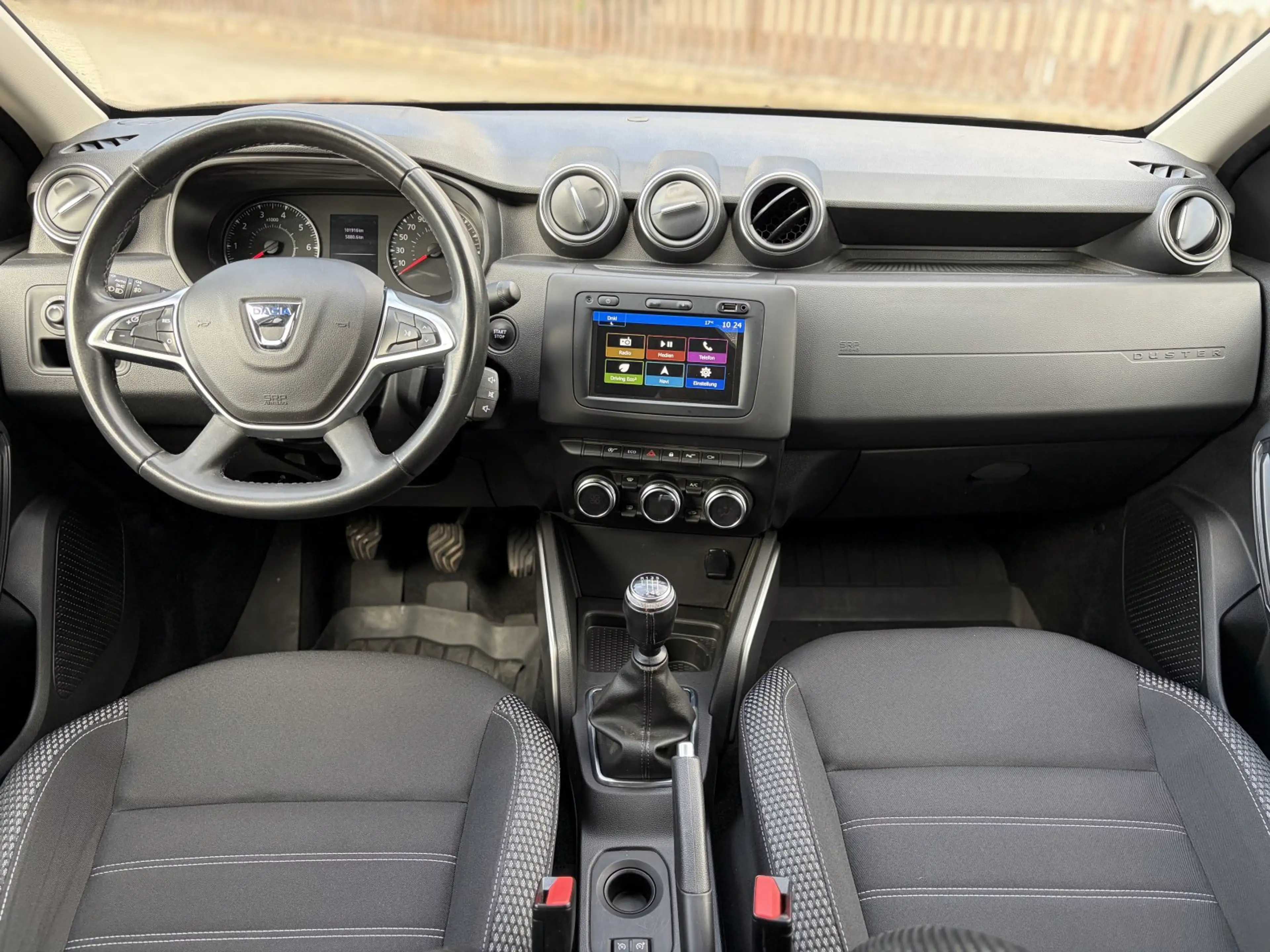 Dacia Duster II Prestige *AHK *Multiview *SHZ — photo 15