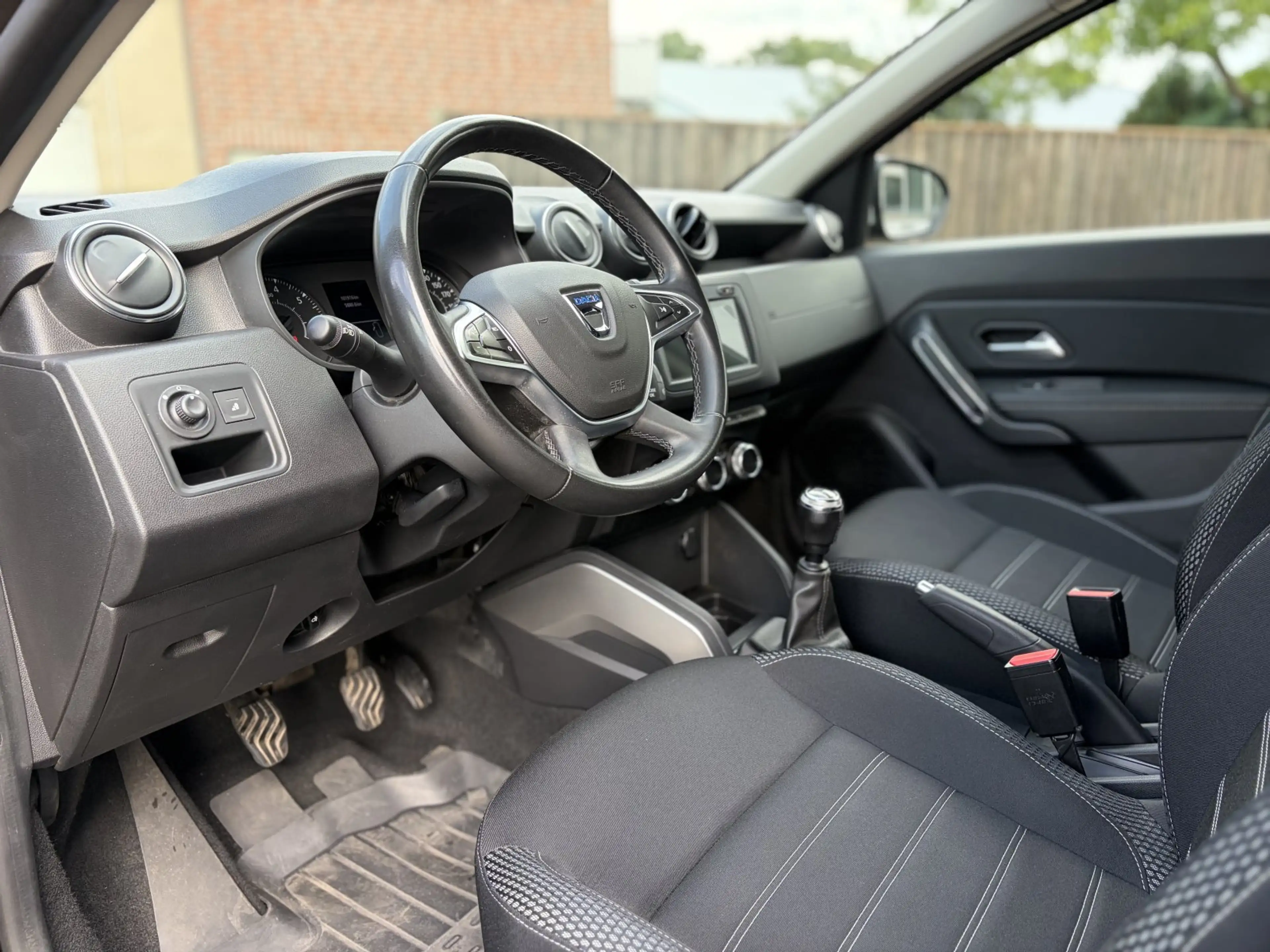Dacia Duster II Prestige *AHK *Multiview *SHZ — photo 13