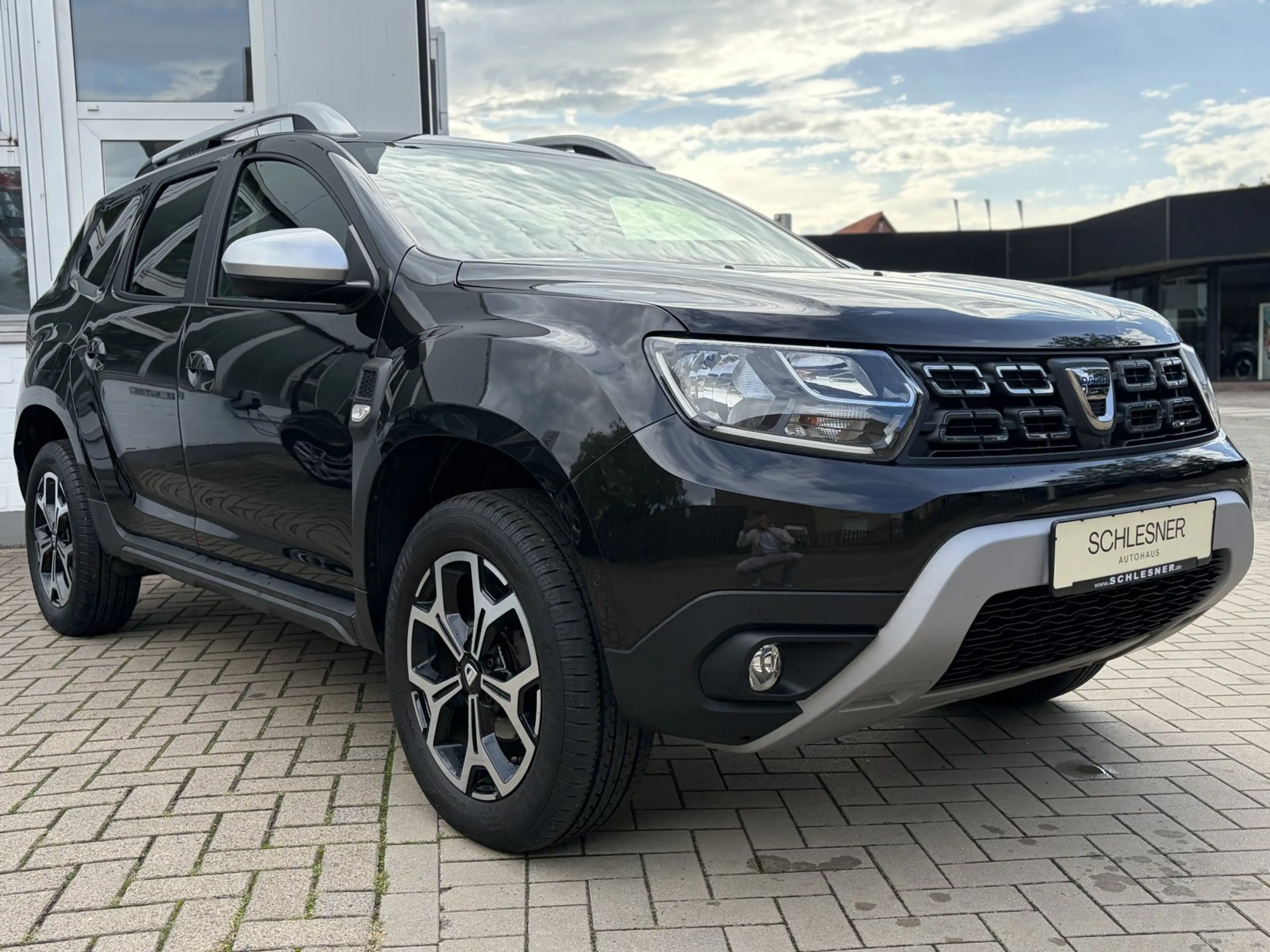 Dacia Duster II Prestige *AHK *Multiview *SHZ — photo 4