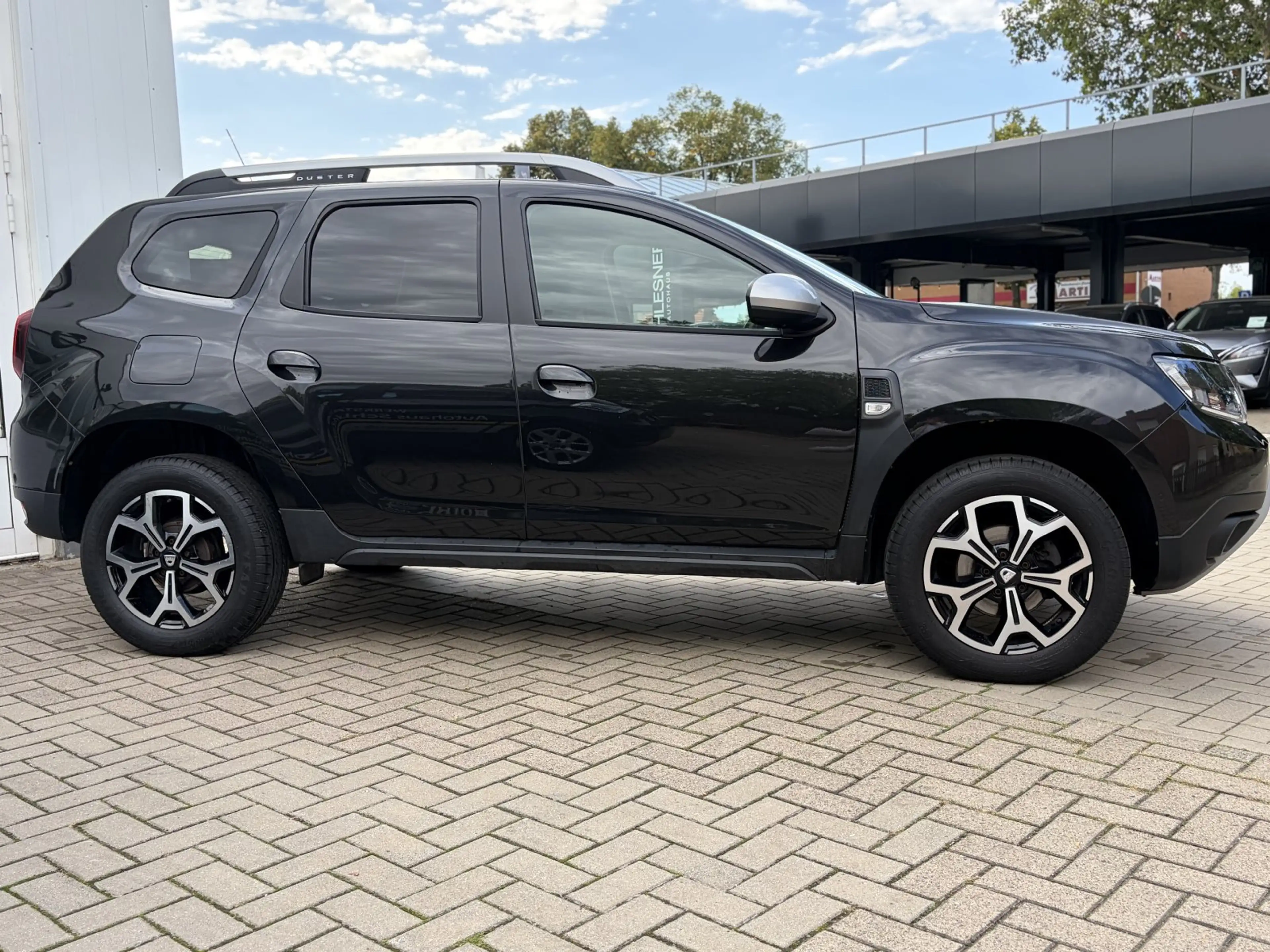 Dacia Duster II Prestige *AHK *Multiview *SHZ — photo 5