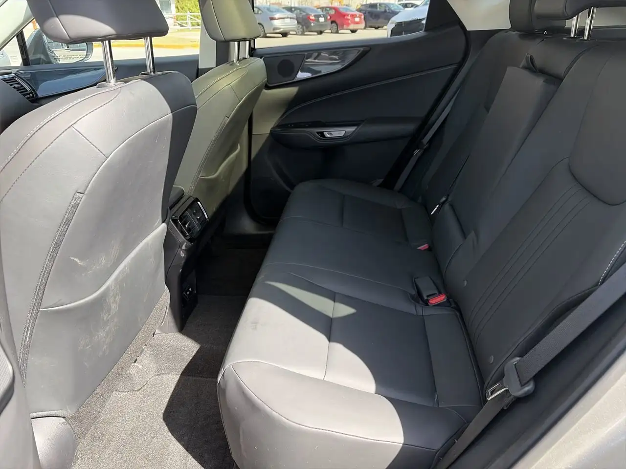 Lexus NX снимка Lexus NX