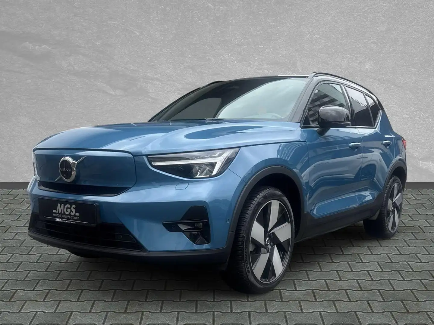Volvo XC40 Ultimate Recharge Pure Electric 2WD #AHK Blau - 2