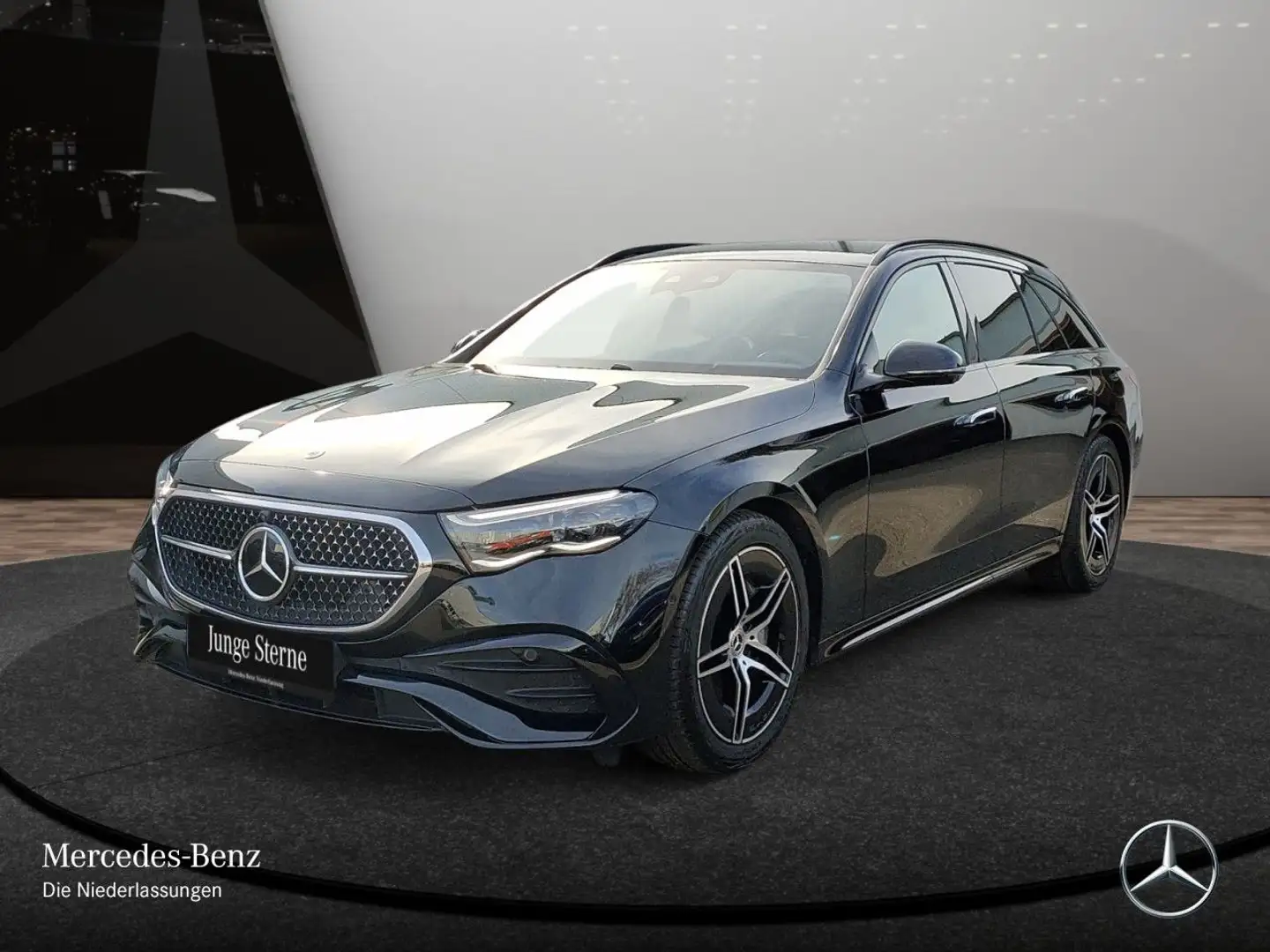Mercedes-Benz E 300 e T AMG Fahrass 360° Pano Distr+ AHK Night Noir - 2