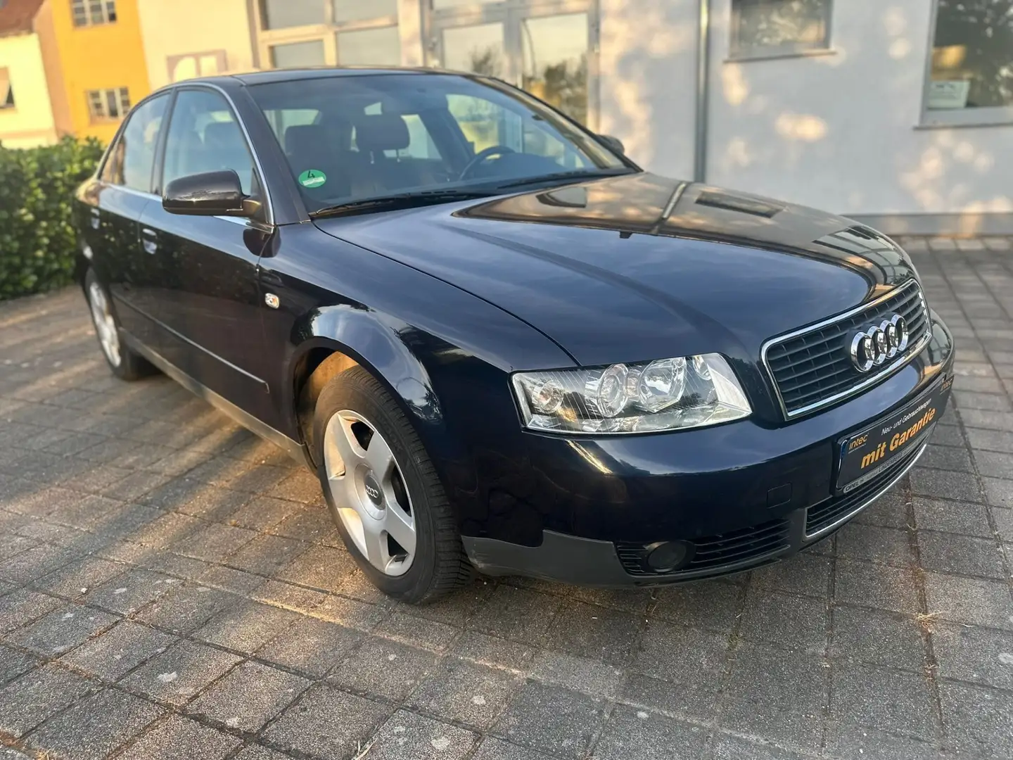 Audi A4 2.0 Automatik *Klima*Wenig km*AHK Blau - 1