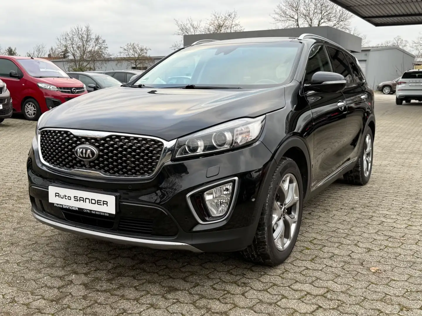 Kia Sorento Platinum Edition/4WD/AHK/PANO/ACC/DAB Schwarz - 2