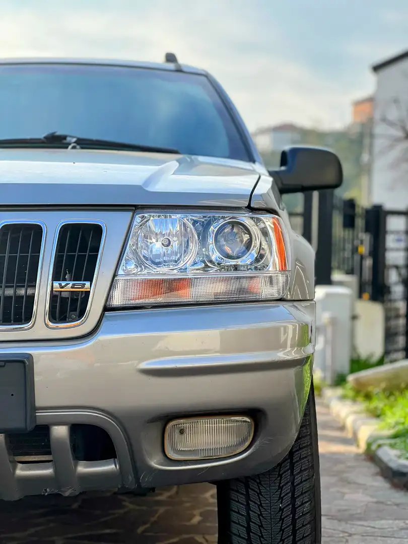 Jeep Grand Cherokee 4.7 Limited LX auto - 2