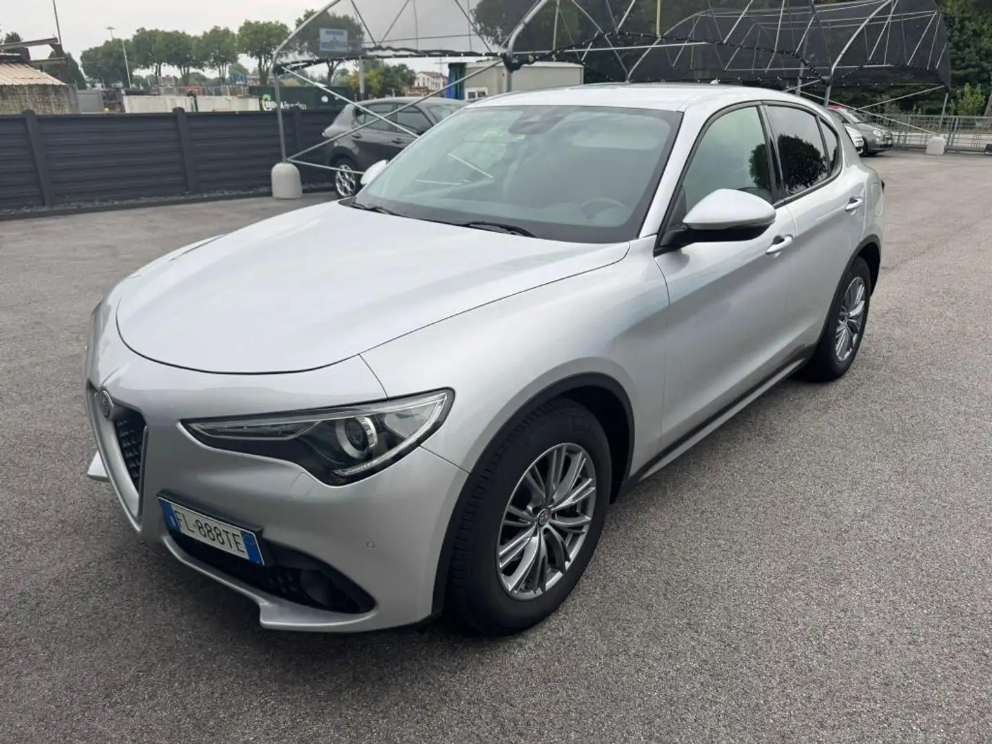 Alfa Romeo Stelvio 2.2 t Executive rwd 180cv auto Plateado - 1