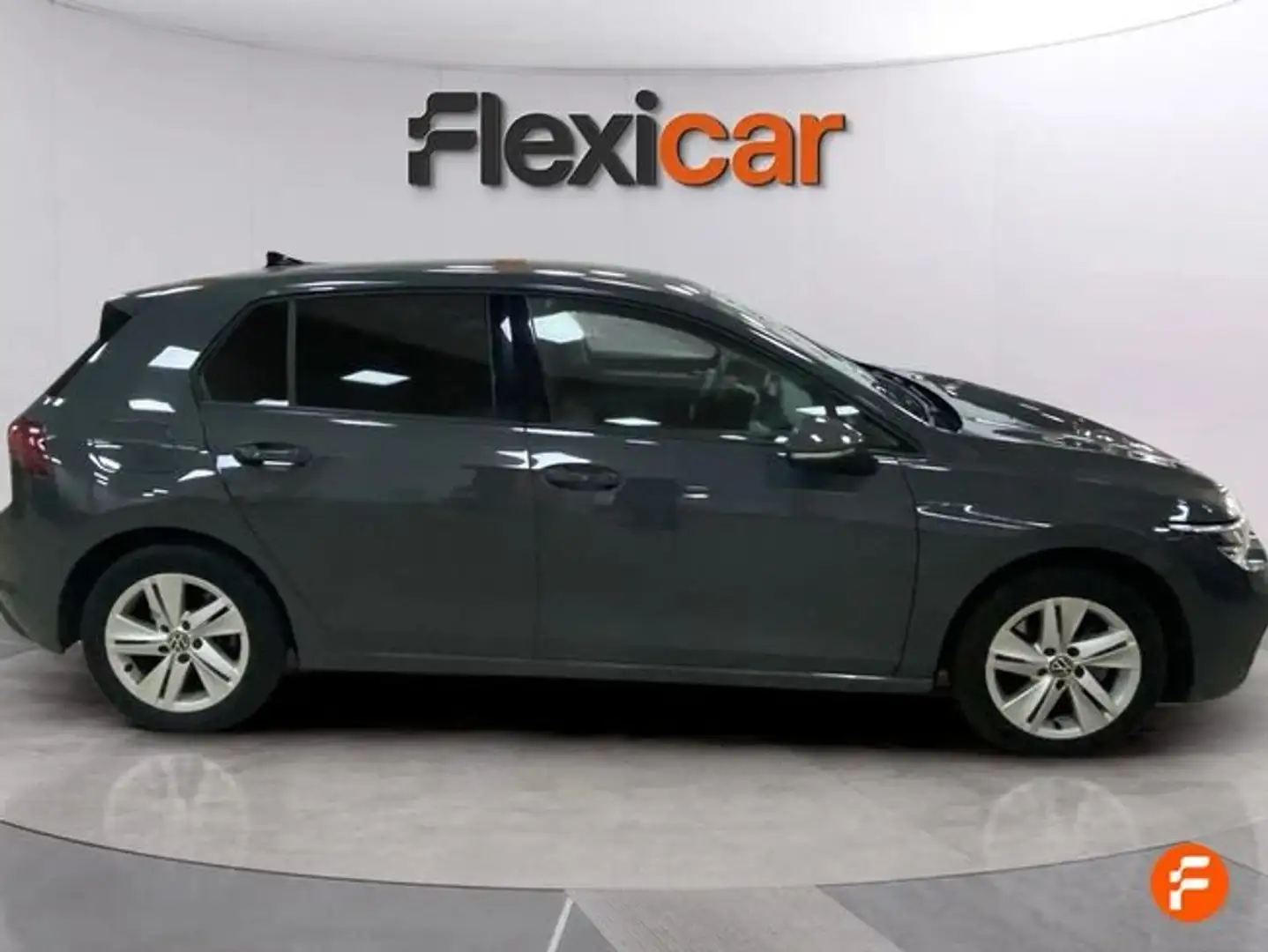 Volkswagen Golf 2.0TDI Advance DSG7 110kW Grijs - 2