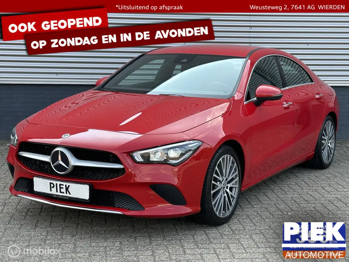 Mercedes-Benz CLA 200 Business Solution 4MATIC Červená - 1