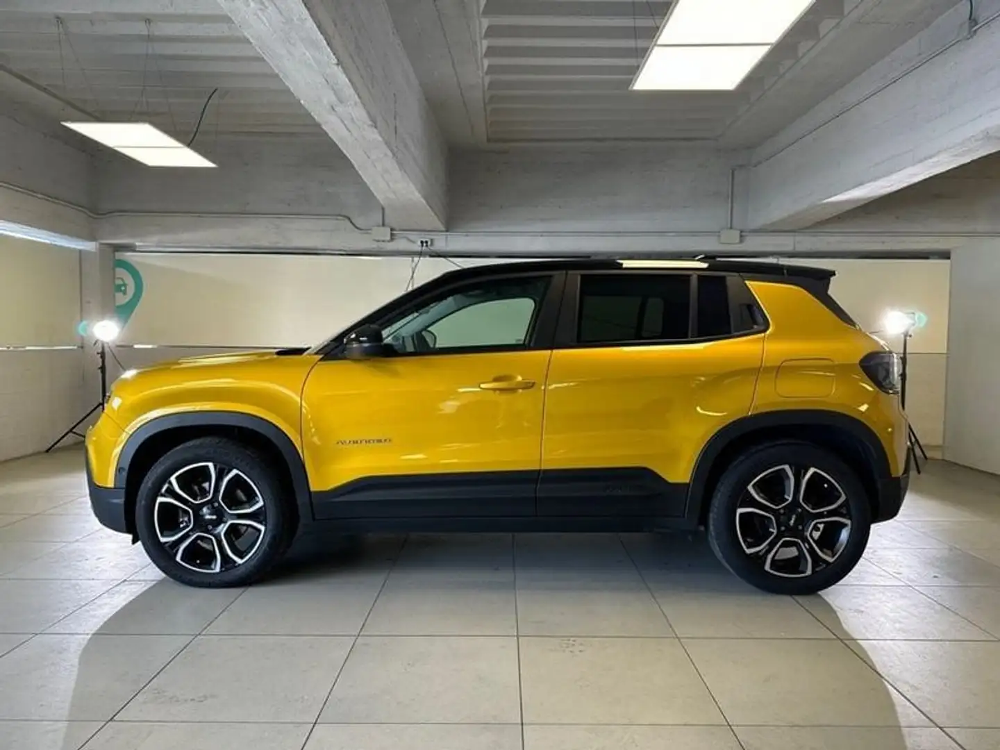 Jeep Avenger BEV 156cv Summit Giallo - 2