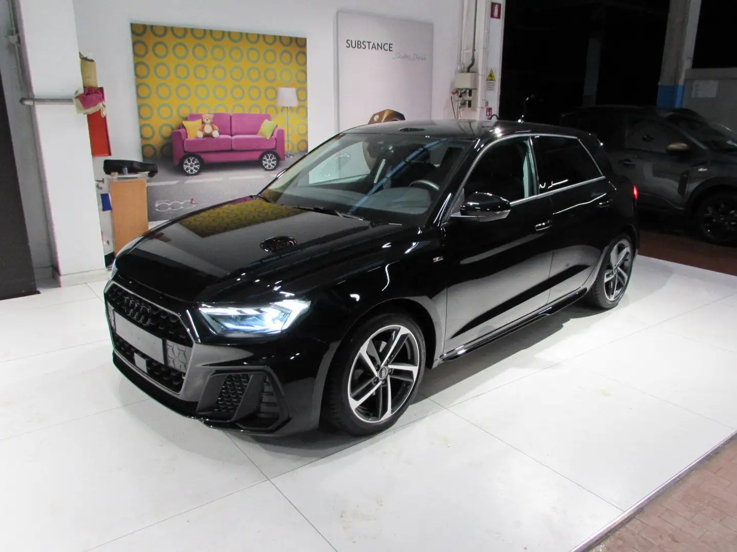 Audi A1 Sportback 30 1.0 tfsi Identity Black 116cv Nero - 1