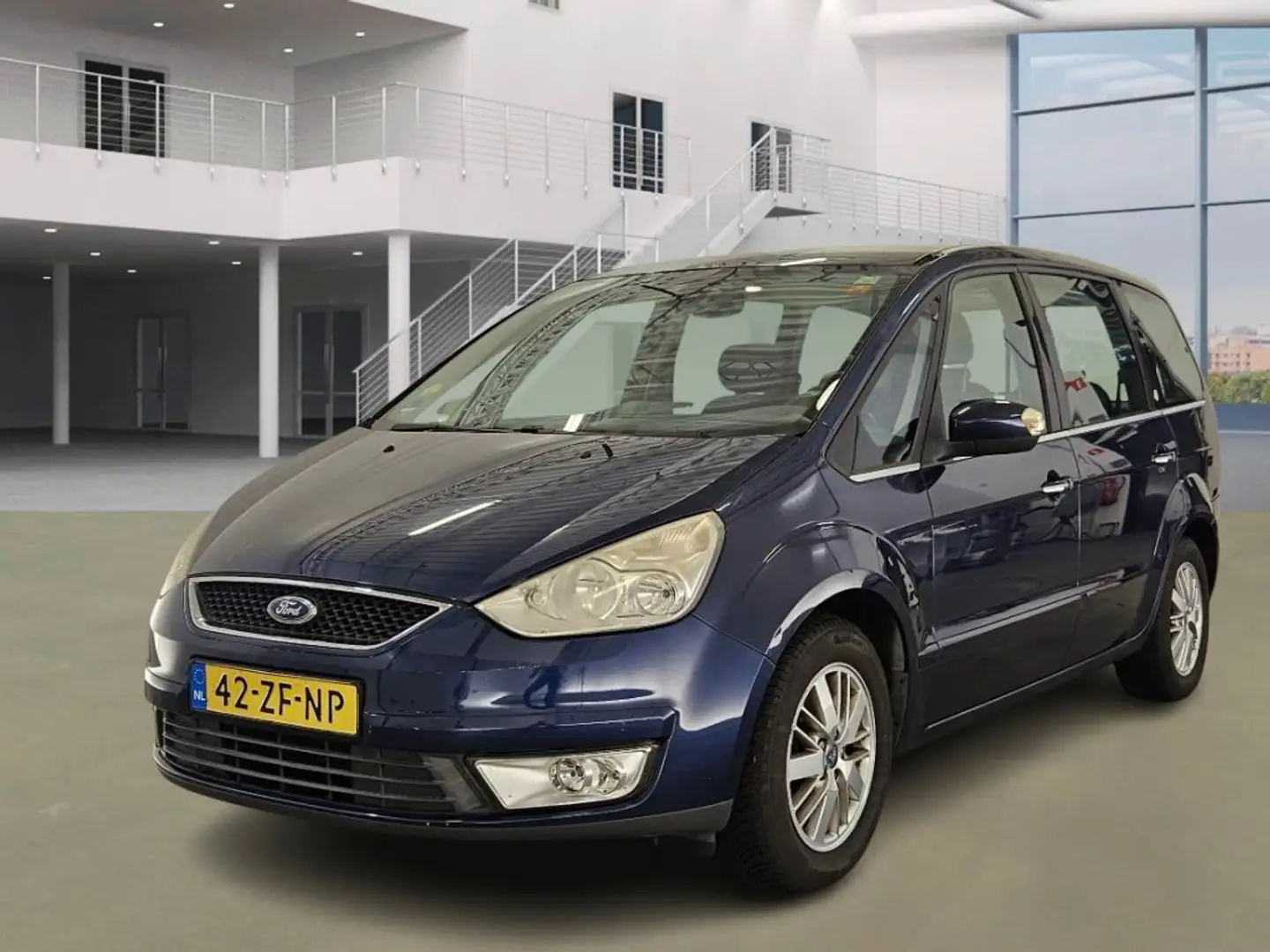 Ford Galaxy 2.0-16V Ghia/ 7PRSN/ VELGEN Blauw - 1