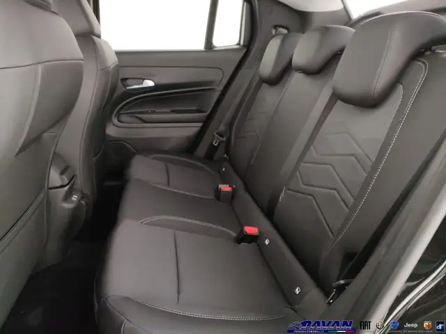 Jeep Avenger view 11