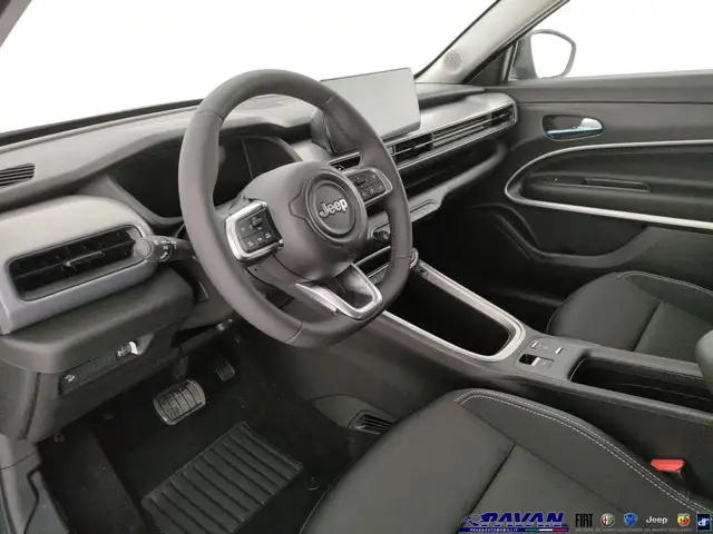 Jeep Avenger view 8