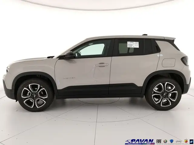 Jeep Avenger view 6