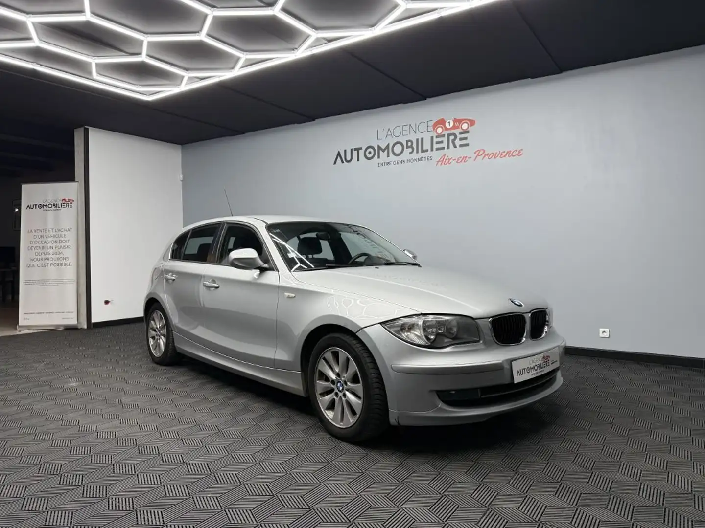 BMW 118 E87 LCI 118D 2.0D 143CV Gris - 1