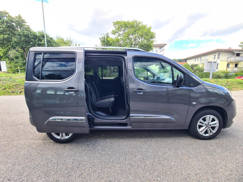 Toyota Proace City Team Deutschland Navi Comfort2 — photo 9