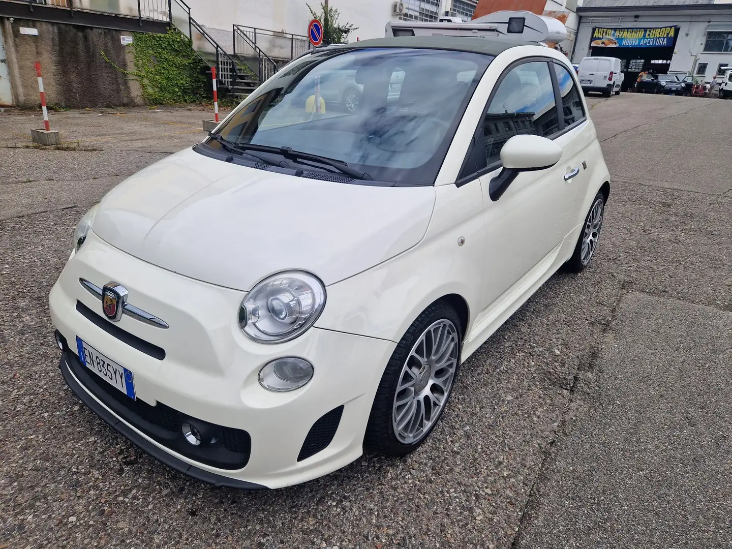 Abarth 500C 1.4 16v t. t-jet bicol. 140cv MTA - 1