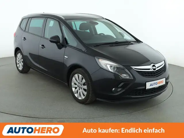 Opel Zafira Tourer view 8