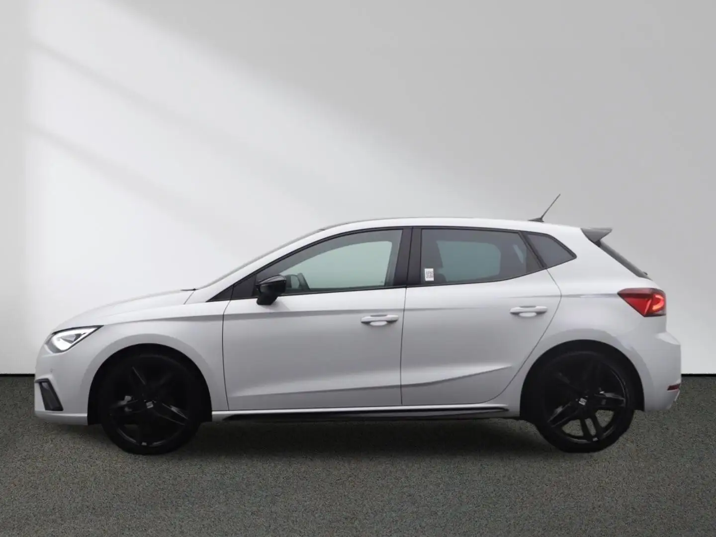 SEAT Ibiza FR Pro Black Edition 1.5 TSI CarPlay LED Blanc - 2