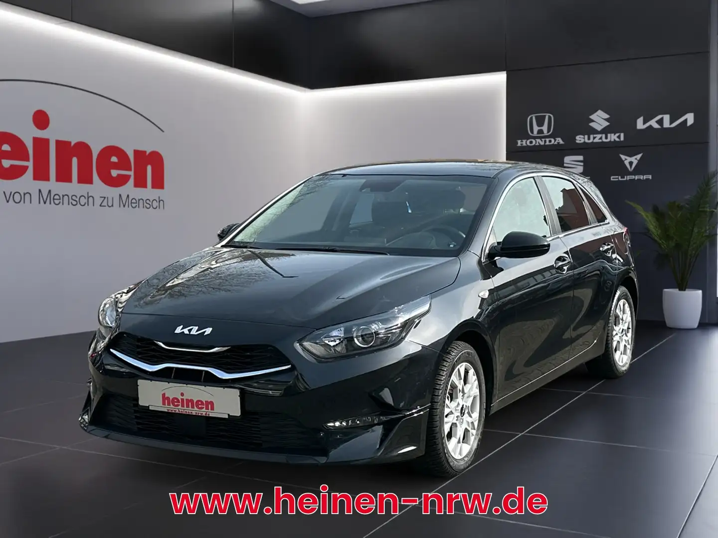 Kia Ceed / cee'd Ceed 1.5 T-GDI DCT Vision NAVI-PAKET ACC Fekete - 1