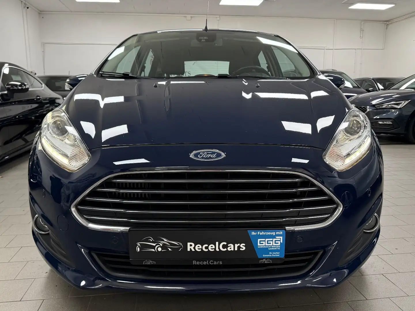 Ford Fiesta Titanium 1.5 tdci*PDC*SHZ*WINTERPAKET* Bleu - 2