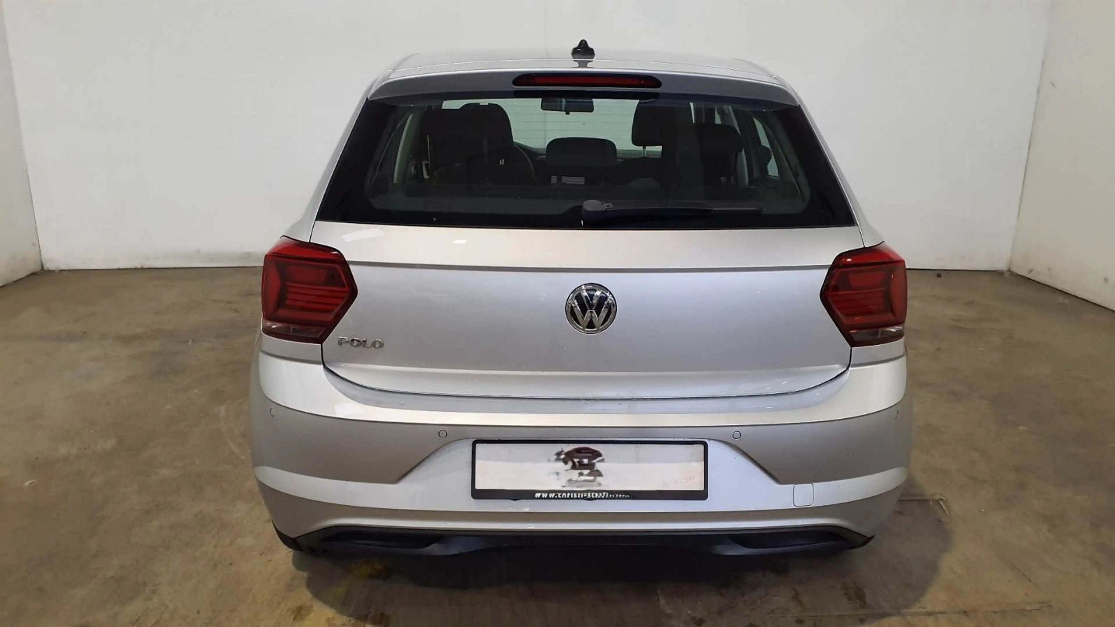 Volkswagen Polo VI Comfortline — photo 7