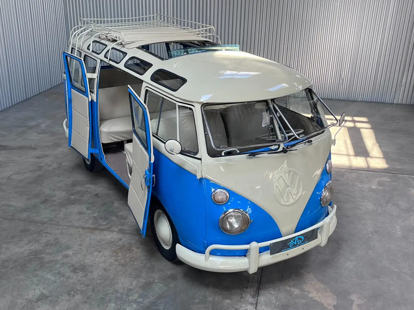 Volkswagen T1 Samba Ombouw 23 window safari windows Blau - 1