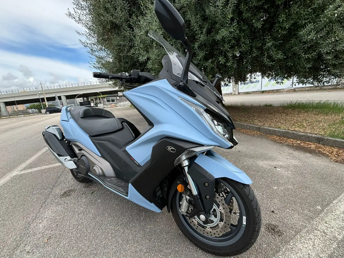 Kymco AK 550 Albastru - 1