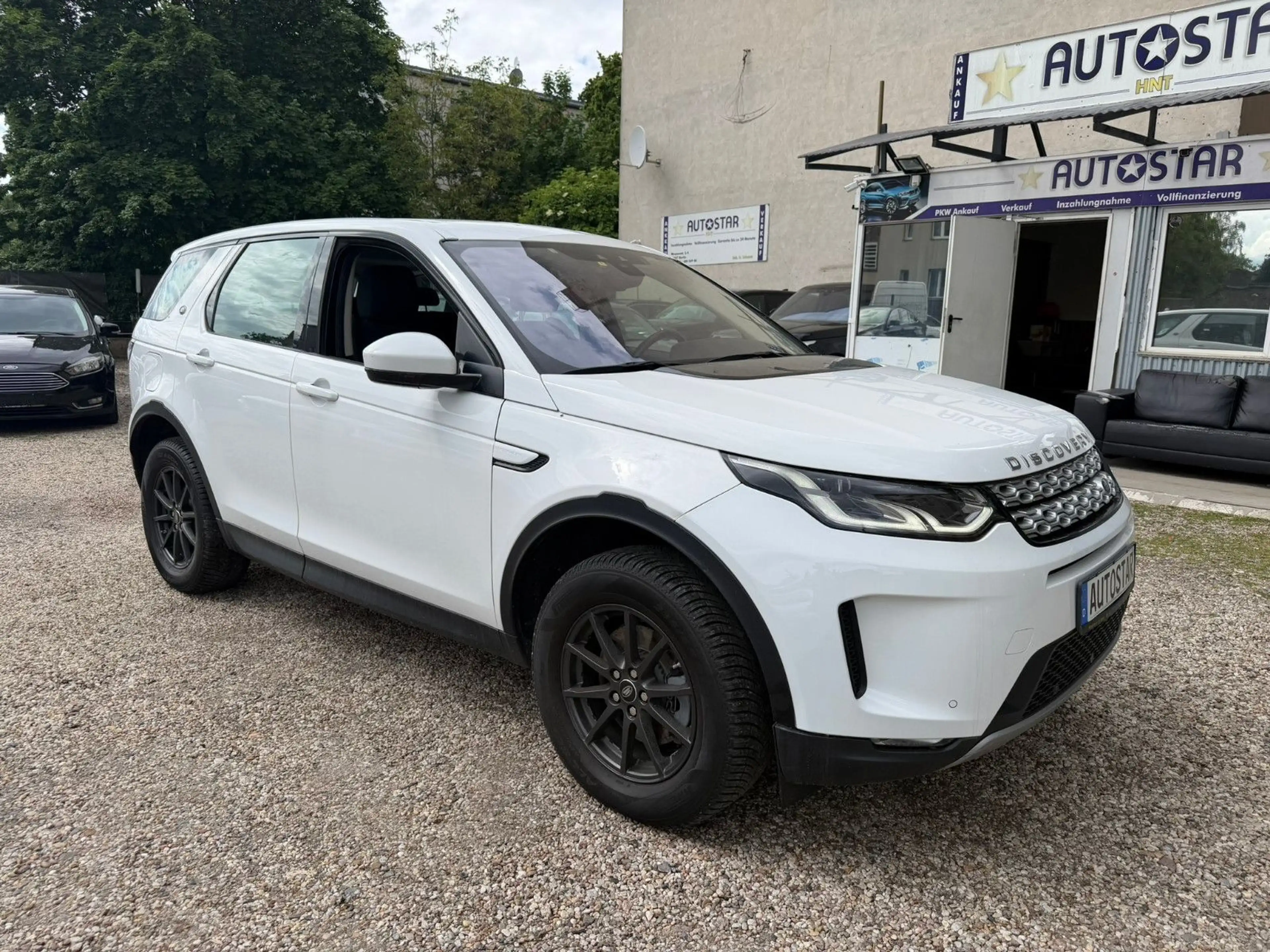 Land Rover Discovery Sport D180 AWD Automatik *Navi*LED — photo 3