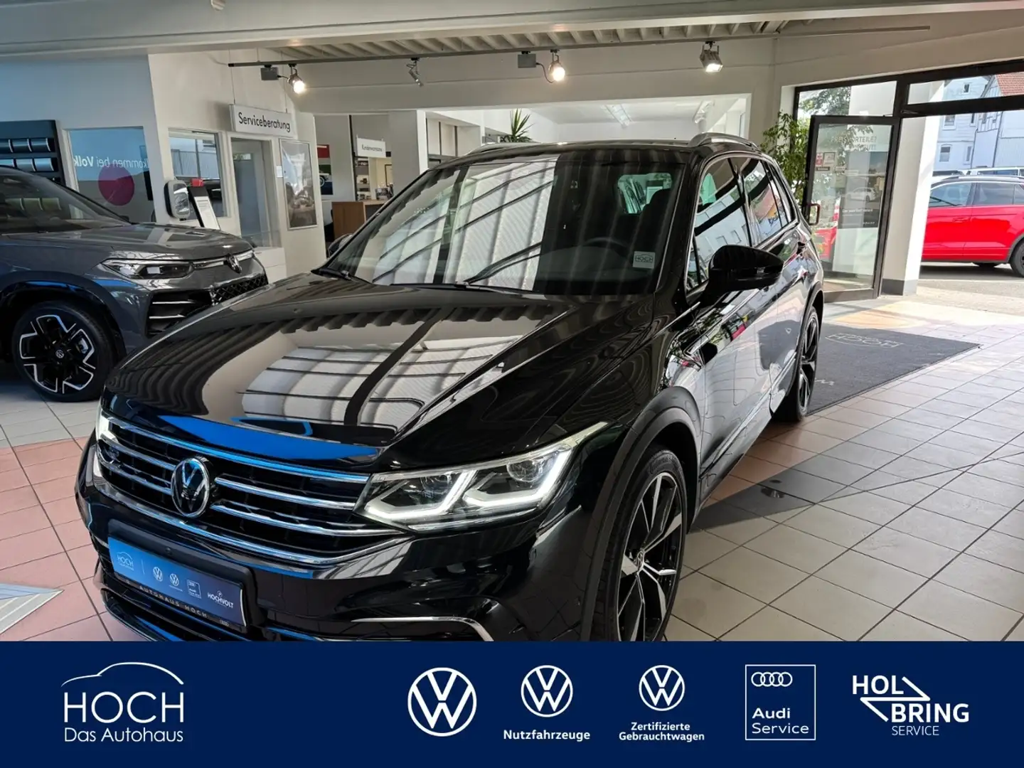 Volkswagen Tiguan 2.0 TDI R-Line 4Motion Leder+AHK+LED+Klima Schwarz - 1