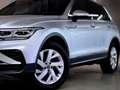Volkswagen Tiguan Elegance TDI SCR 4MOTION DSG Silber - thumbnail 3