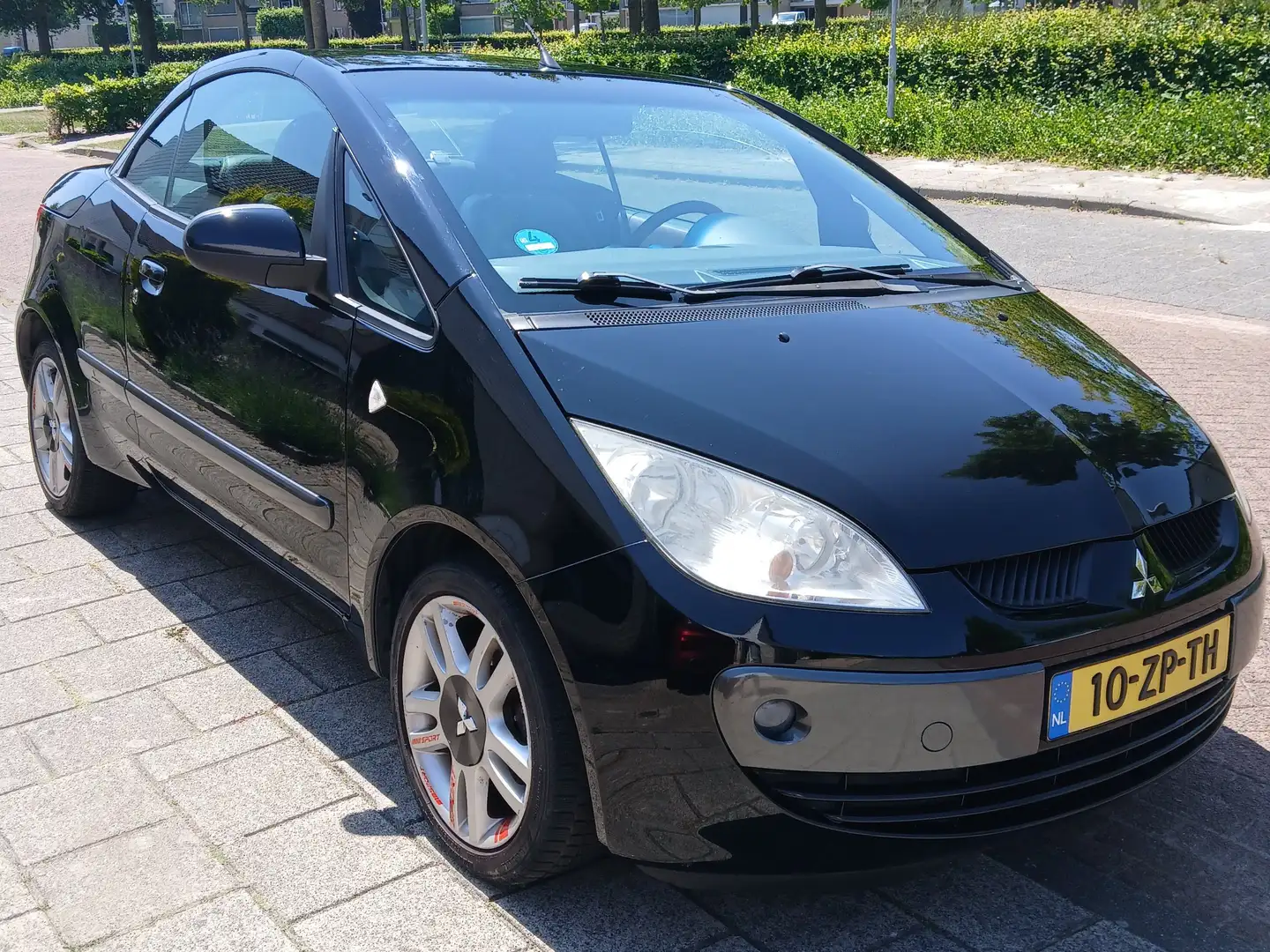 Mitsubishi Colt Colt 1.5 cabrio, Limited Edition Zwart - 2