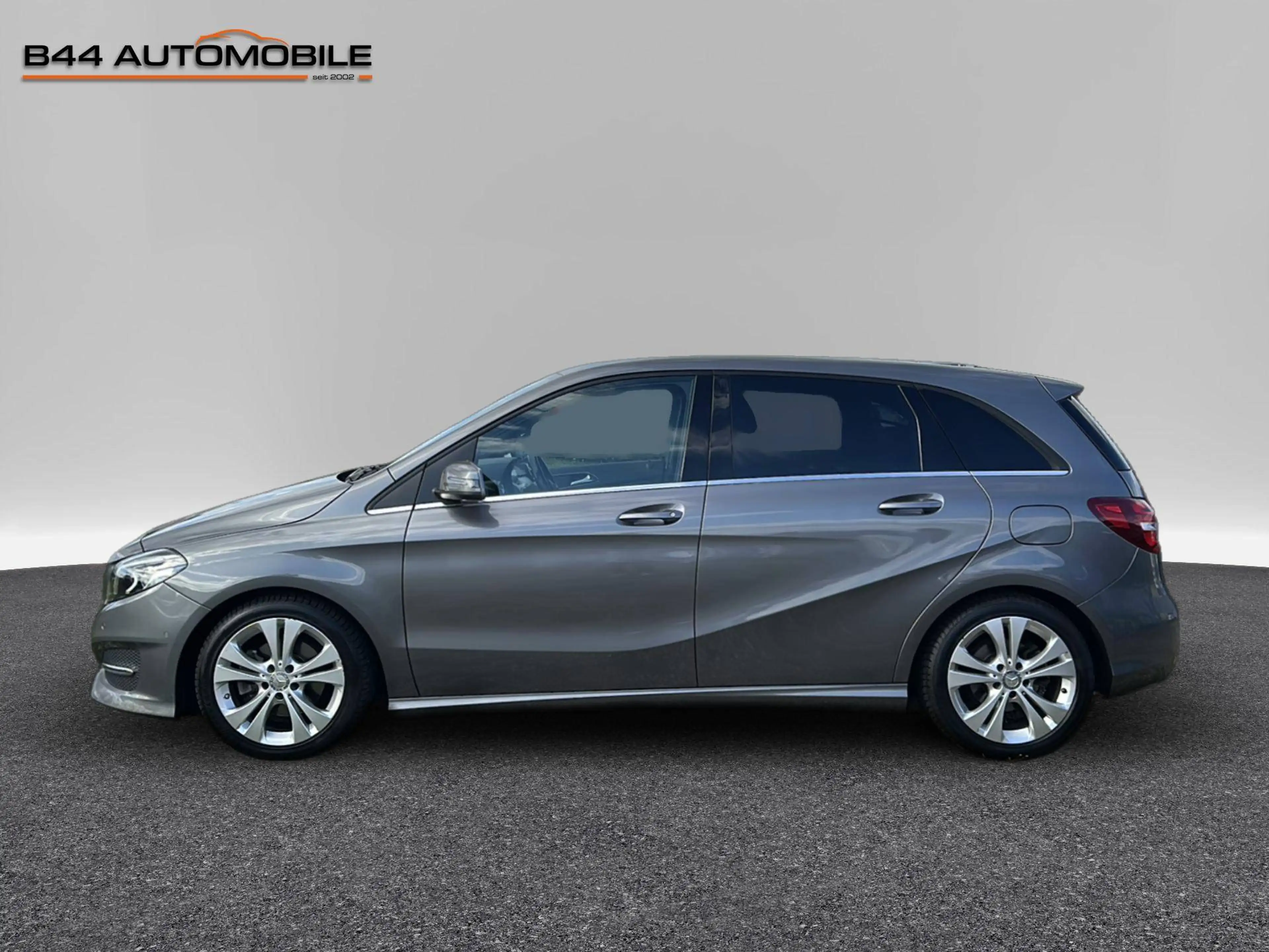 Mercedes-Benz B 180 *URBAN*Navi*LED*Parklenk*Sitzhzg*Bremsassist.* — photo 3