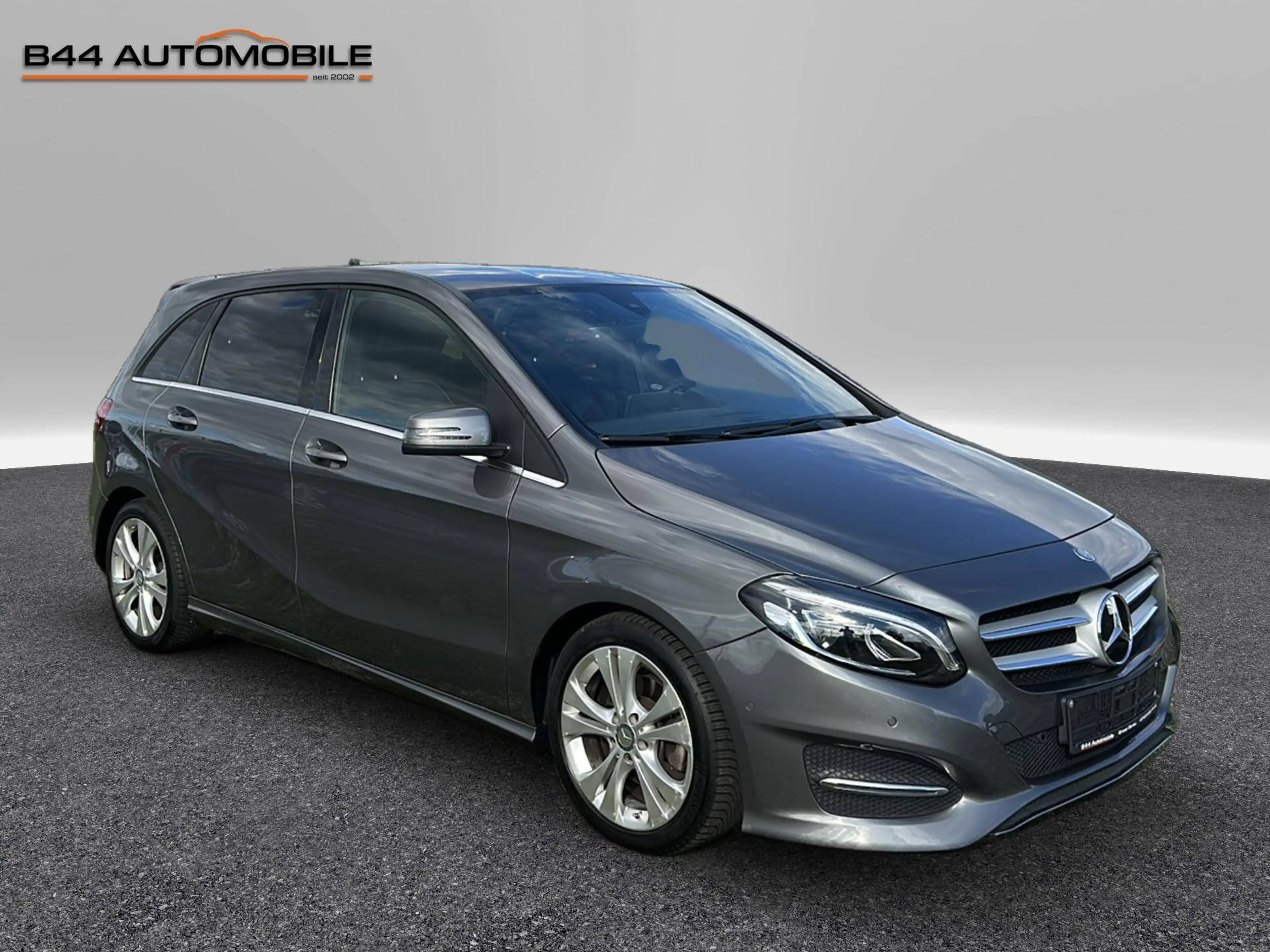 Mercedes-Benz B 180 *URBAN*Navi*LED*Parklenk*Sitzhzg*Bremsassist.* — photo 8