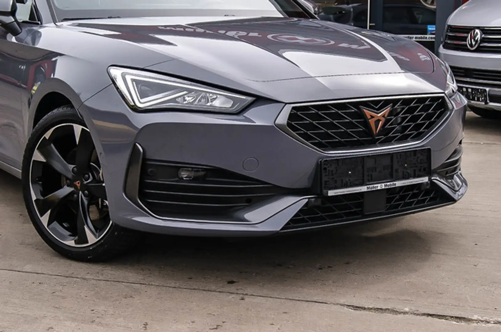 CUPRA Leon Sportstourer e-HYBRID VIRTUAL ACC XL 1HAND Grau - 2