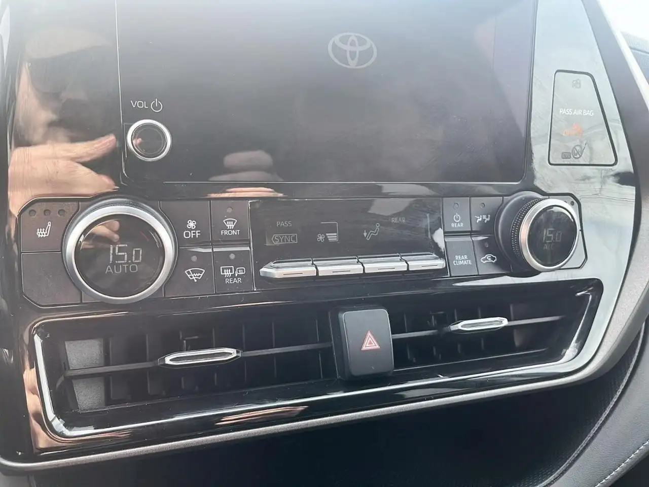 Toyota Highlander снимка Toyota Highlander