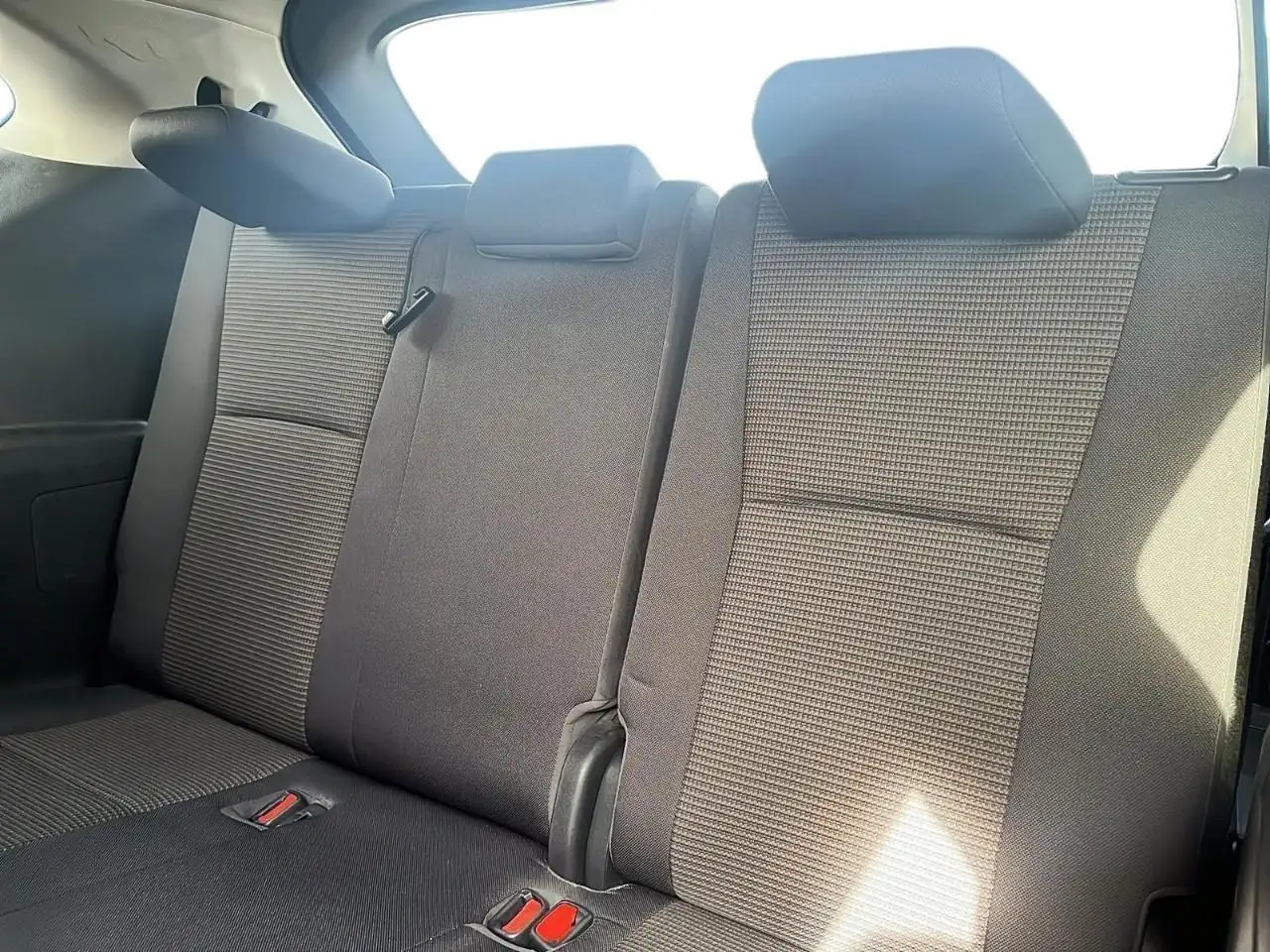 Toyota Highlander снимка Toyota Highlander