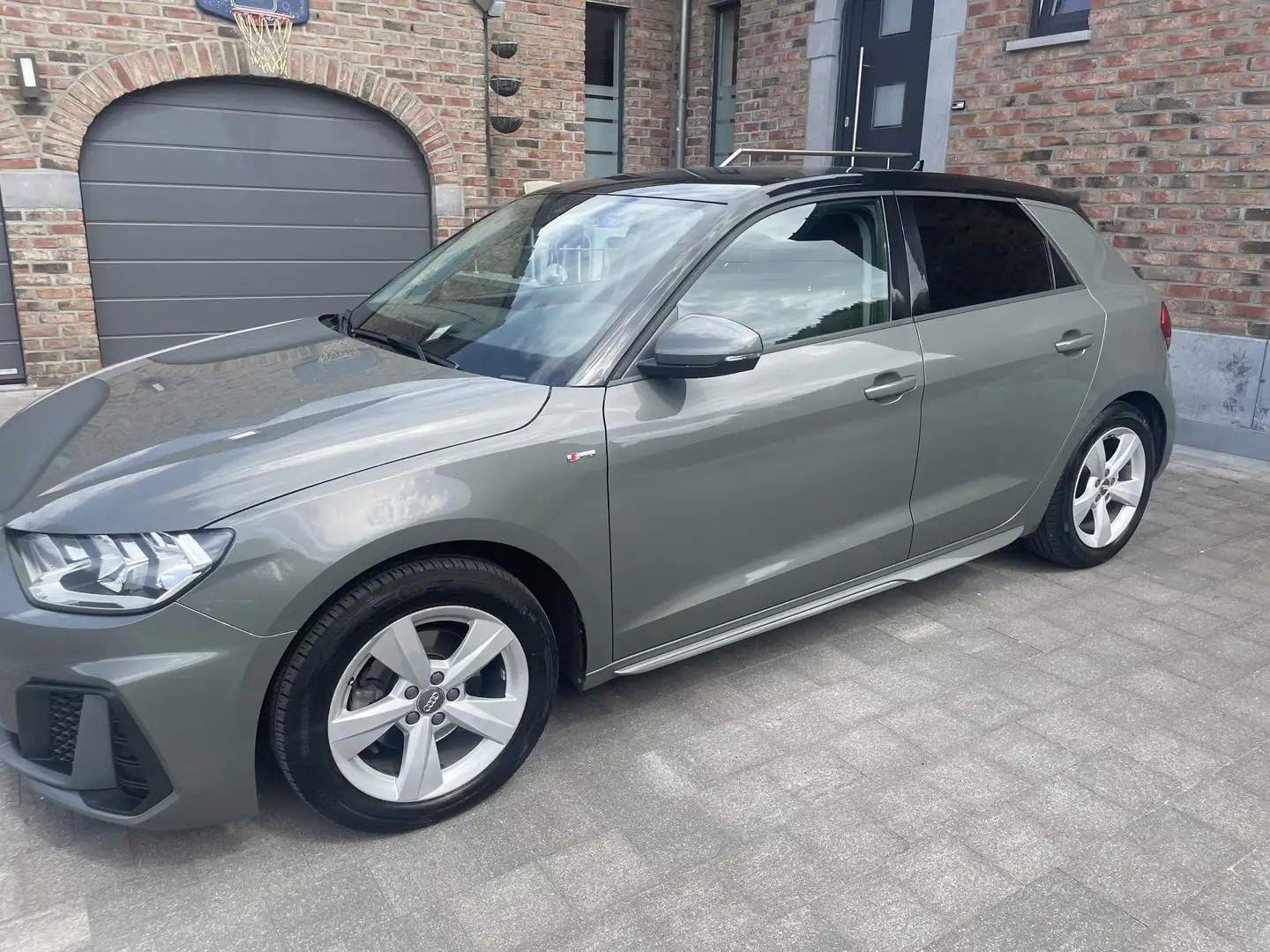 Audi A1 Sportback 30 TFSI S line - 2