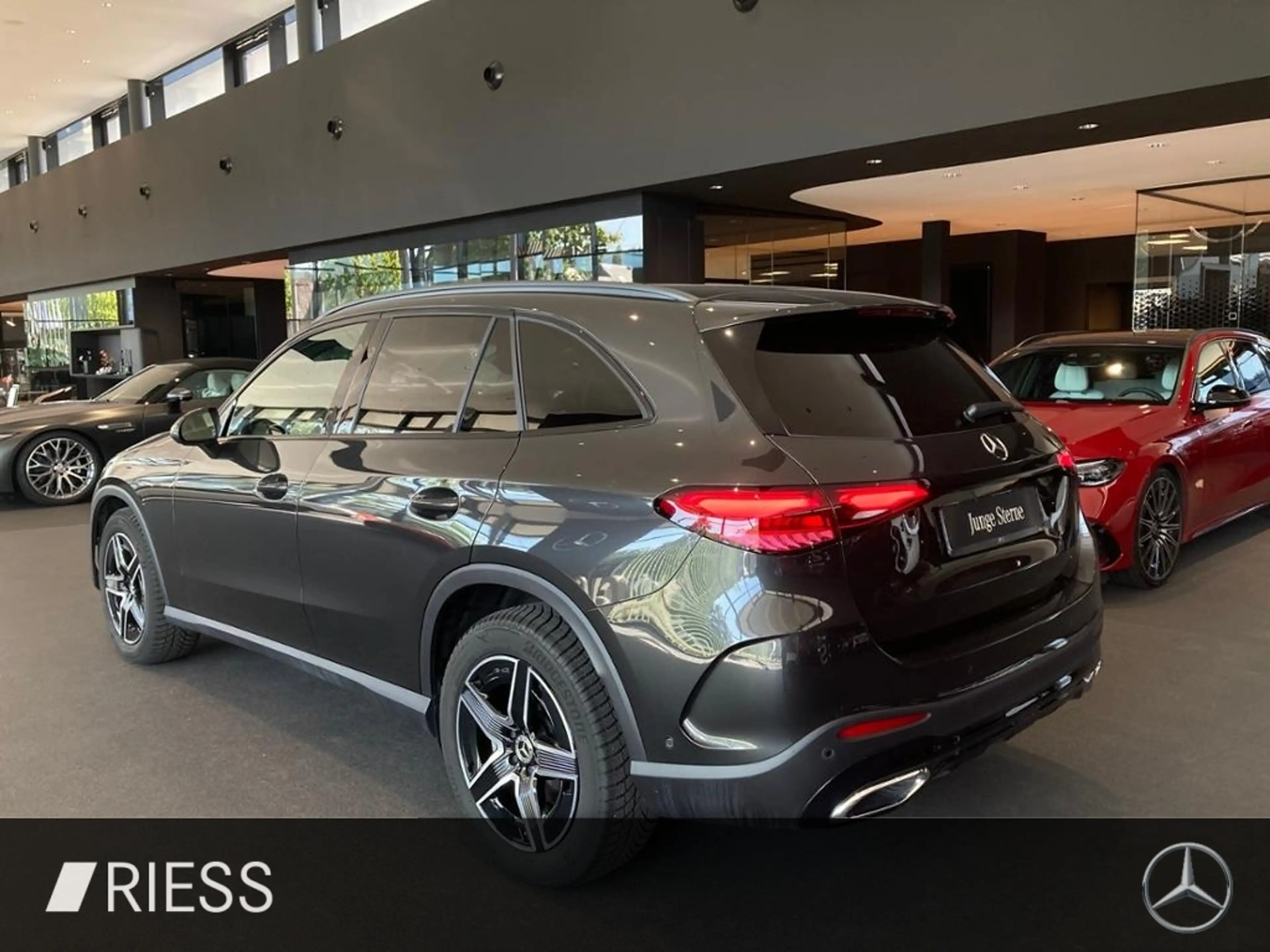 Mercedes-Benz GLC 220 d 4MATIC AMG AHK NIGHT DISTRO FAHRASSIST — photo 5