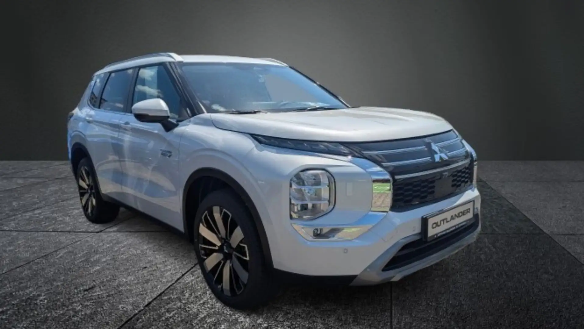 Mitsubishi Outlander 2.4L PHEV Intro Edition Weiß - 2