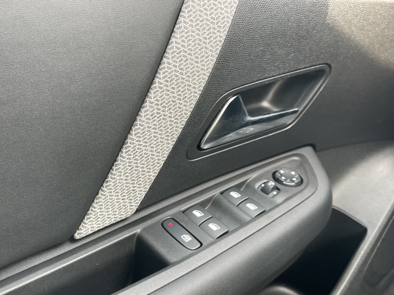 Citroen C4 1.2 PureTech 130 Max inkl. 500€ Tankgutschein — photo 19