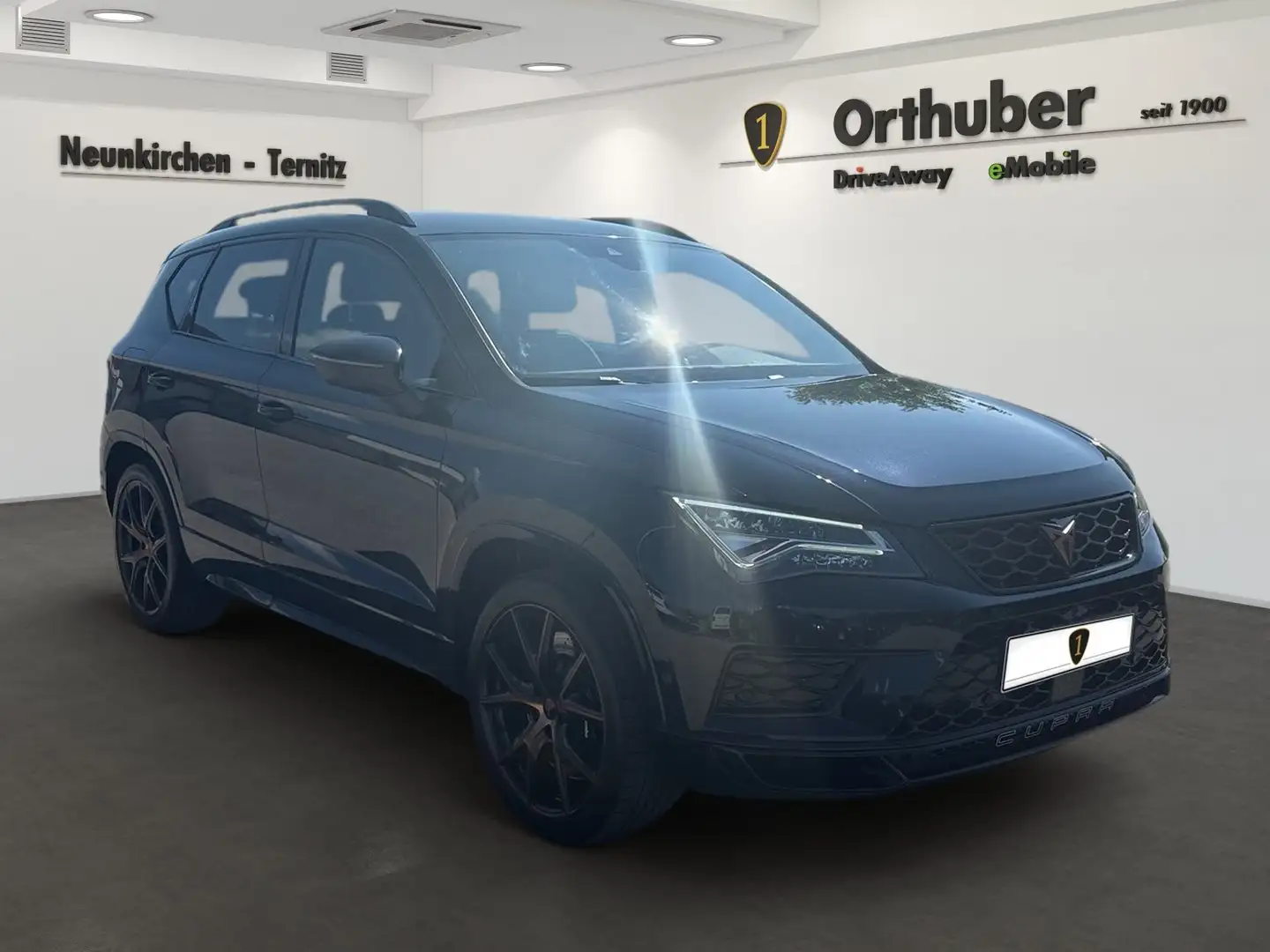 CUPRA Ateca 2.0 TSI DSG 4Drive Schwarz - 2