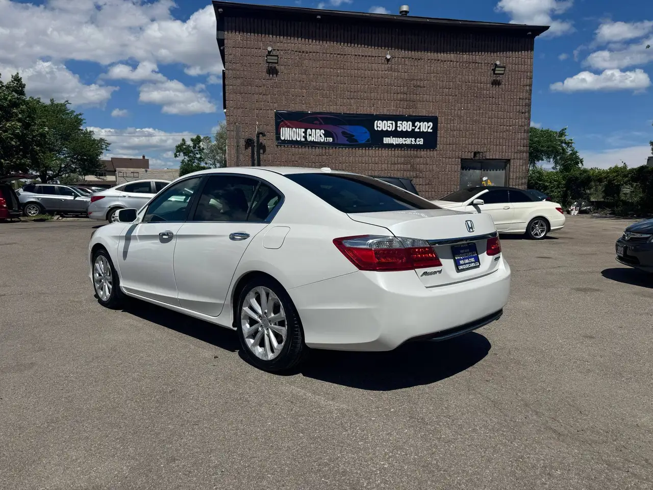 Honda Accord photo Honda Accord