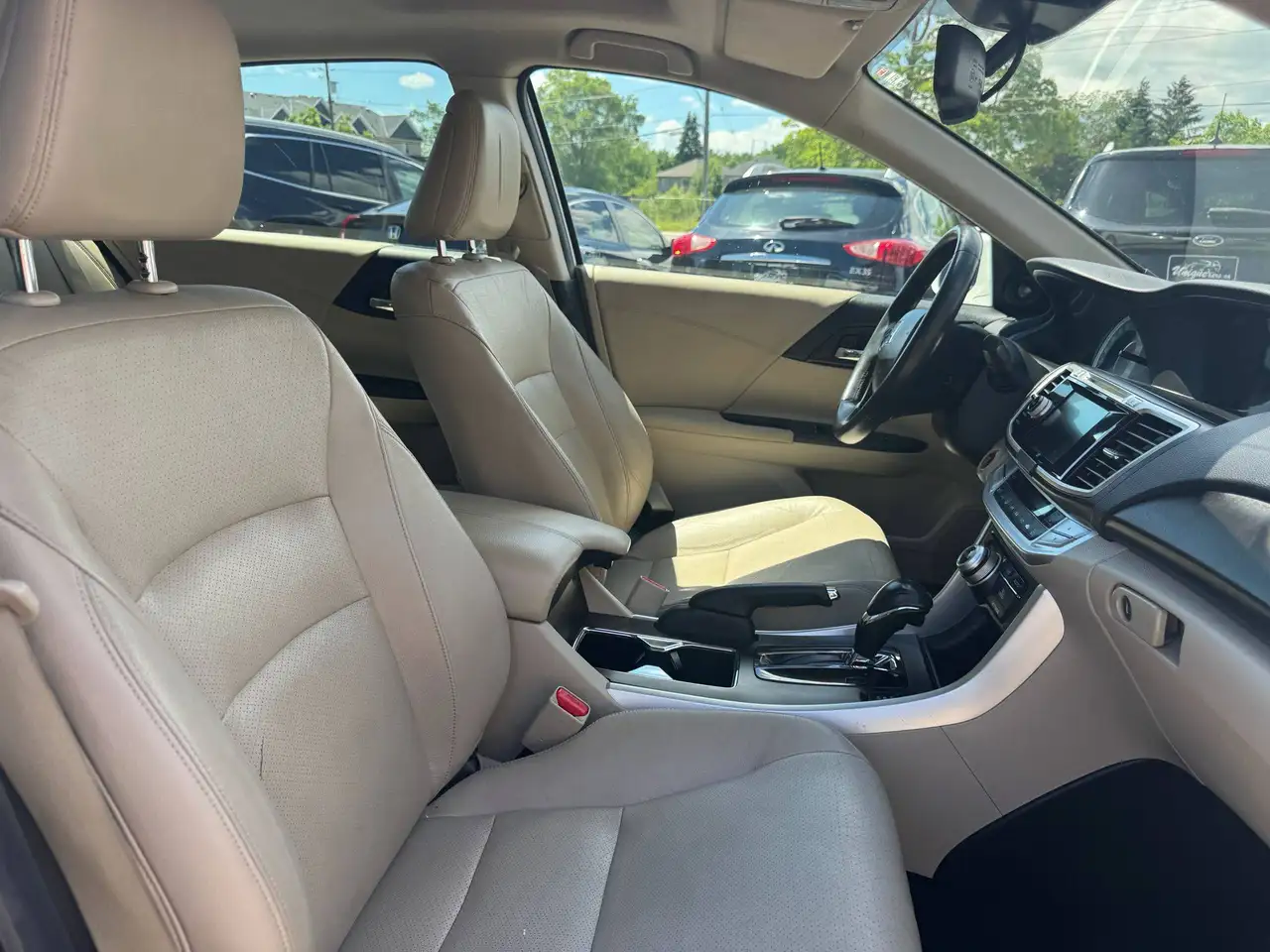 Honda Accord photo Honda Accord