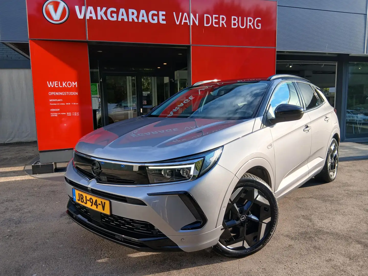 Opel Grandland 1.6 Turbo Plug-In Hybrid 4x4 GSe Gris - 2