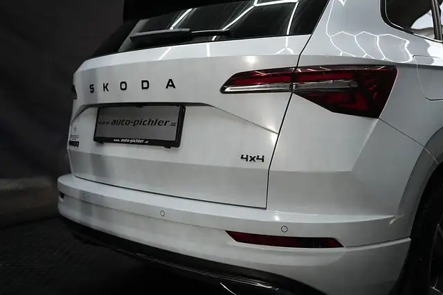 Skoda Karoq 2,0 TDI 4x4 DSG Sportline Ansicht 18