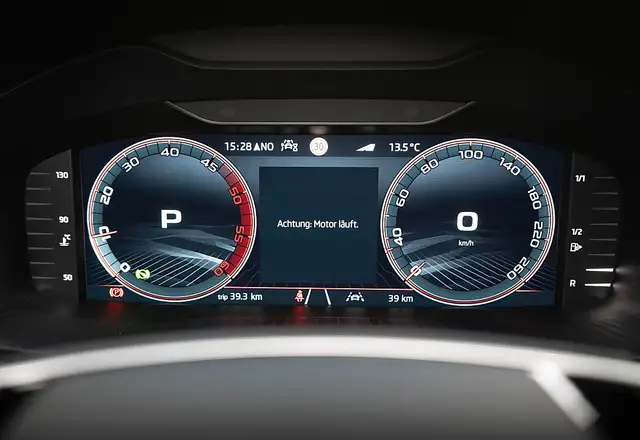 Skoda Karoq 2,0 TDI 4x4 DSG Sportline Ansicht 24