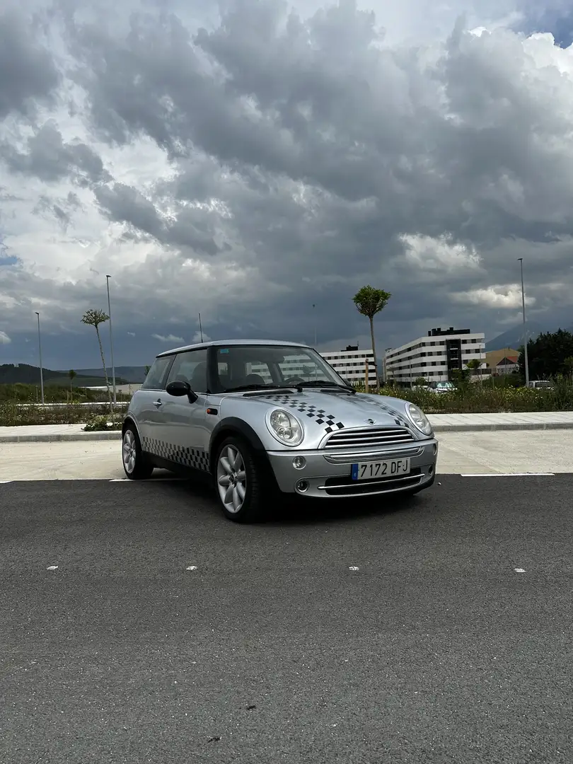 MINI Cooper - 1